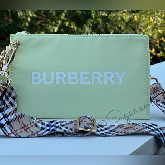 Burberry purse/ clutch/ cosmetic / Toiletry bag to crossbody bag - Picture 1 of 7